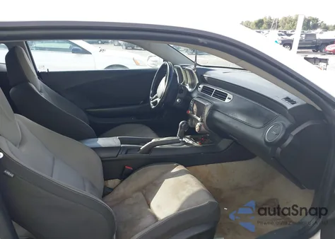 2015 Chevrolet Camaro 1Lt из США, поврежденный, VIN 2G1FD1E35F9200189